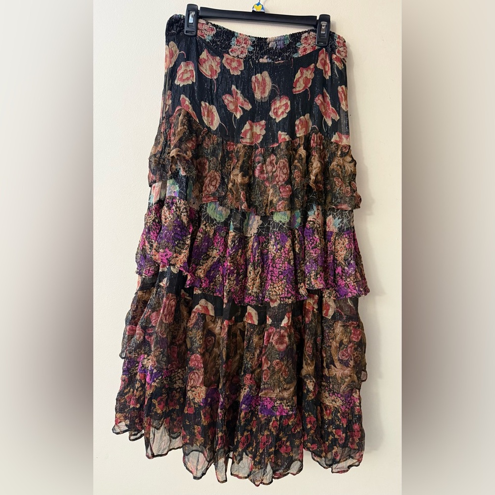 Des Moiselles Tiered Floral Maxi Skirt - Black Multi - Picture 8 of 8